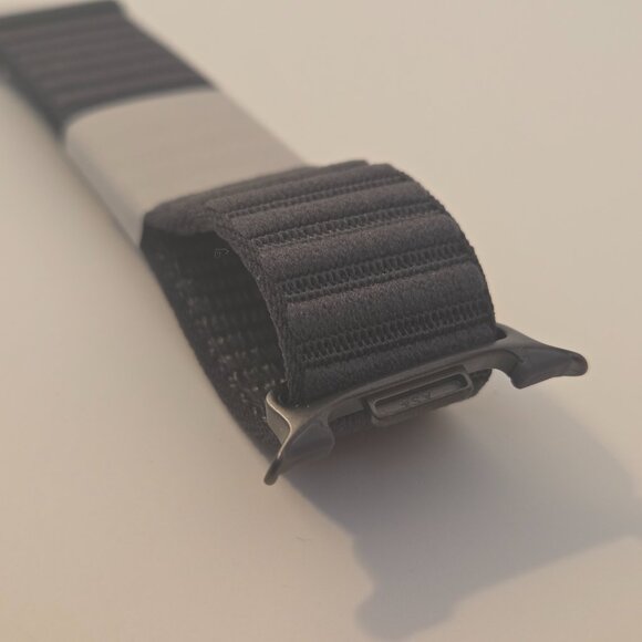 Samsung Galaxy Watch8 Fabric Band (Graphite, S/M, New) - Picture 4 of 6